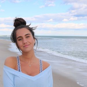 Meet your Posher, Marisa